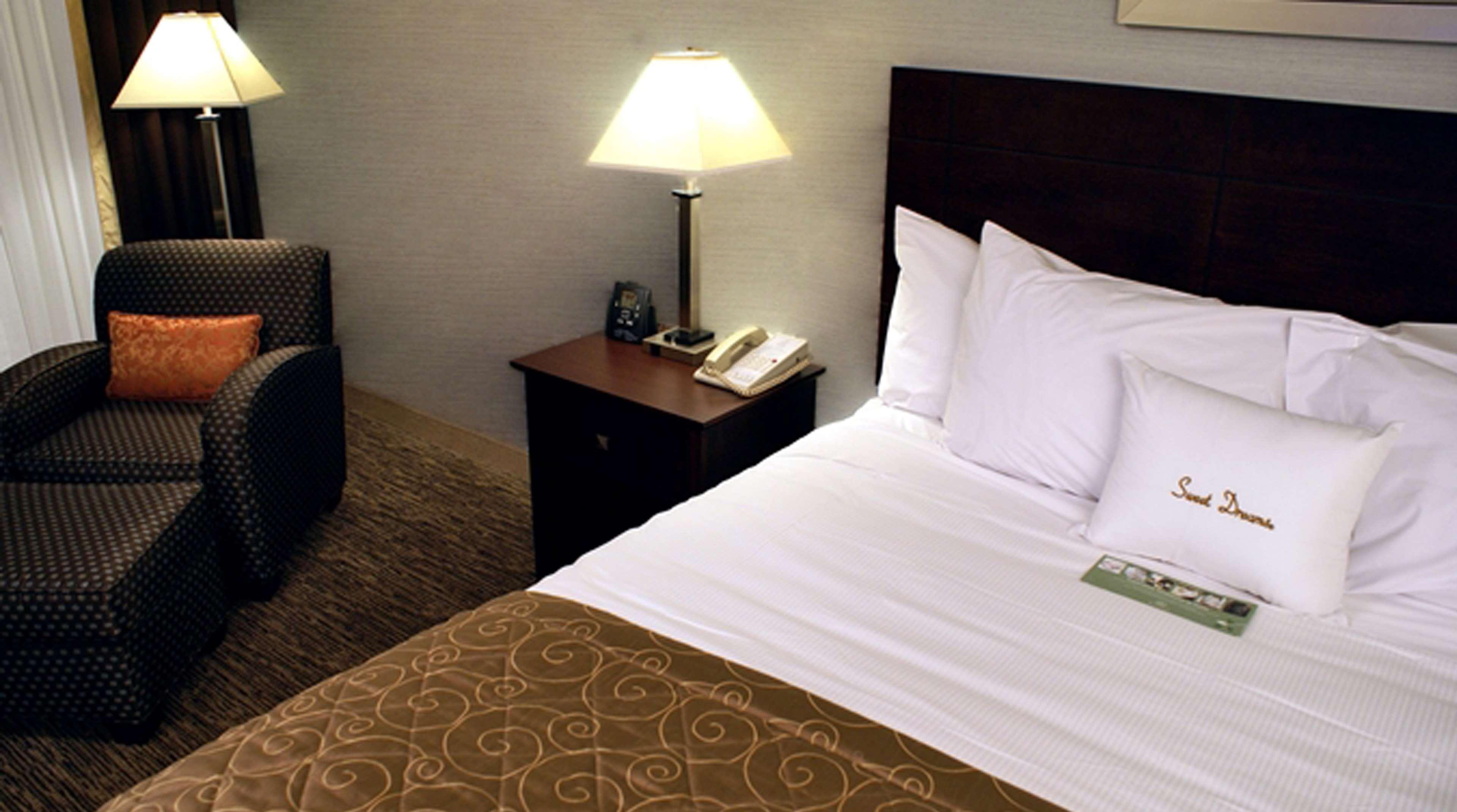Doubletree By Hilton Rocky Mount Hotel Exterior photo